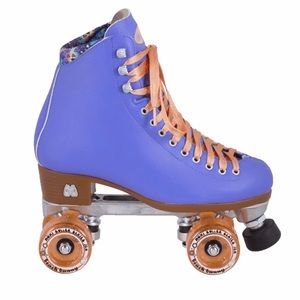 Moxi Beach Bunny Roller Skates - Size 9